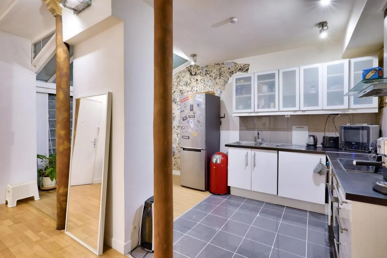 Nice Apartment For 2 People Parigi